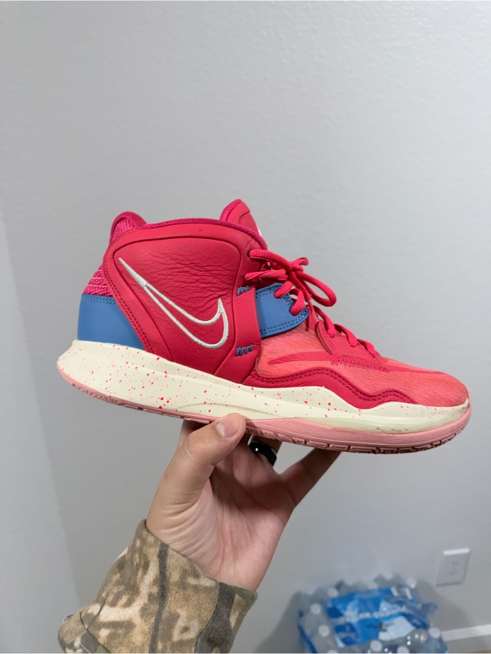 Nike Kylie ep solar red